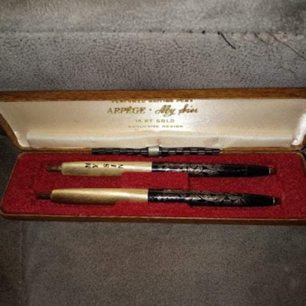 Vintage Perfumed Pen